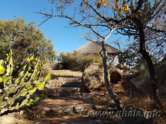Natural rocky surroundings at Mhlangeni Bush Camp in Ithala Game Reserve