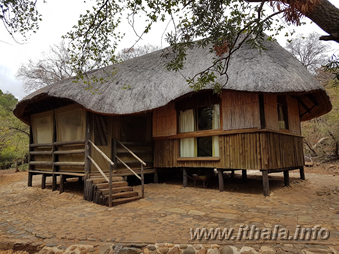 Exterior of the thatched four-sleeper Thalu Bush Camp in Ithala Game Reserve